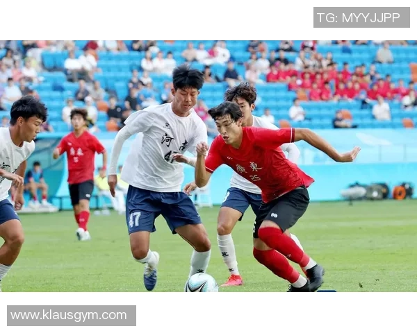 广州足球队在全运会中的灵活性表现分析与点评 广州足球队在全运会中的灵活性表现分析与点评