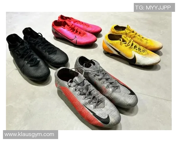 长筒足球鞋的选择指南与穿搭技巧助你在球场上尽显风采 长筒足球鞋的选择指南与穿搭技巧助你在球场上尽显风采